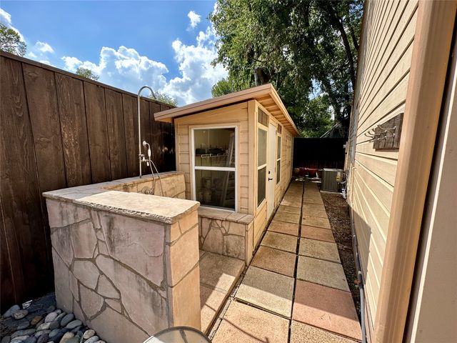 3848 Shorecrest Drive, Dallas, TX 75209