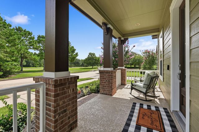 18115 Holts Landing Drive, Cypress, TX 77433