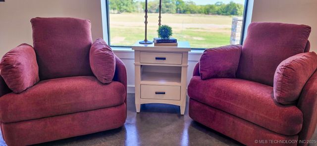 64 Reagan Drive, Eufaula, OK 74432