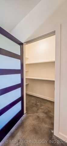 64 Reagan Drive, Eufaula, OK 74432