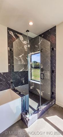 64 Reagan Drive, Eufaula, OK 74432