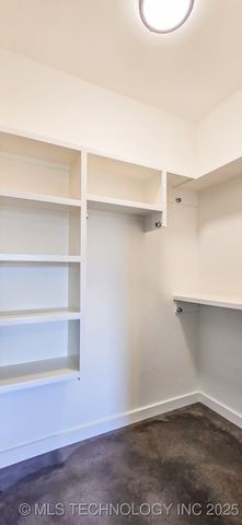 64 Reagan Drive, Eufaula, OK 74432