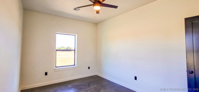 64 Reagan Drive, Eufaula, OK 74432