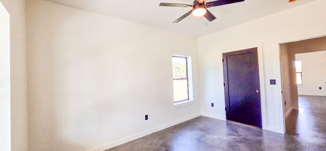 64 Reagan Drive, Eufaula, OK 74432