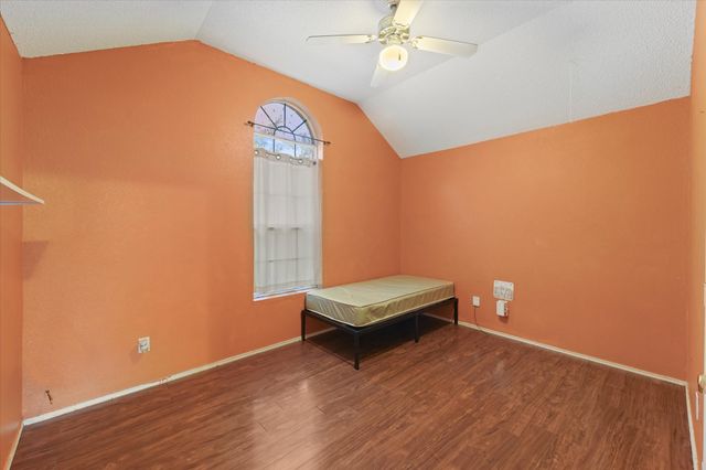 1220 Brittany Way, Seagoville, TX 75159