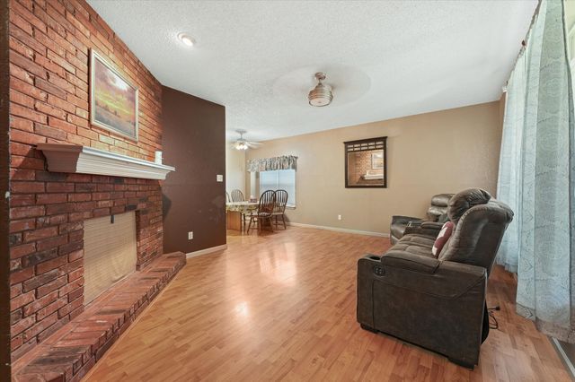 1220 Brittany Way, Seagoville, TX 75159