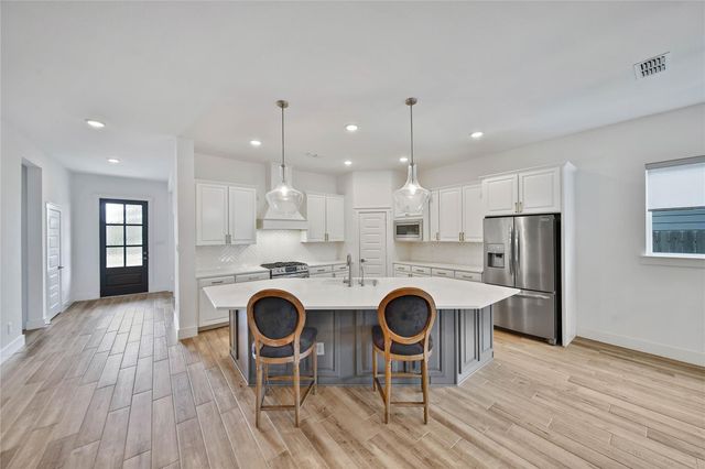 28738 Shoalhaven Court, Fulshear, TX 77441