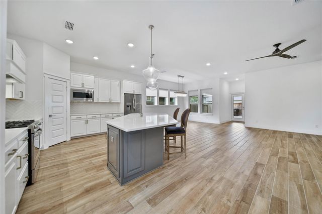 28738 Shoalhaven Court, Fulshear, TX 77441