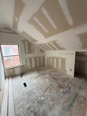 9973 E Outer Drive, Detroit, MI 48224