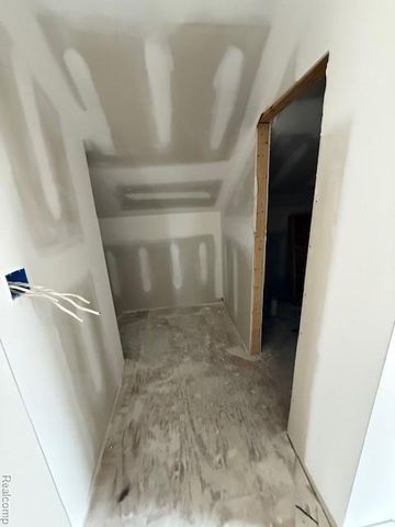 9973 E Outer Drive, Detroit, MI 48224