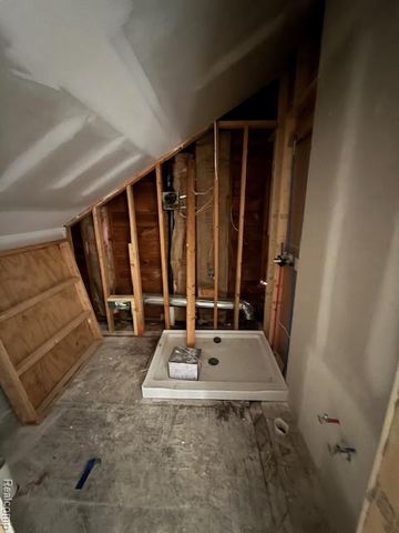 9973 E Outer Drive, Detroit, MI 48224