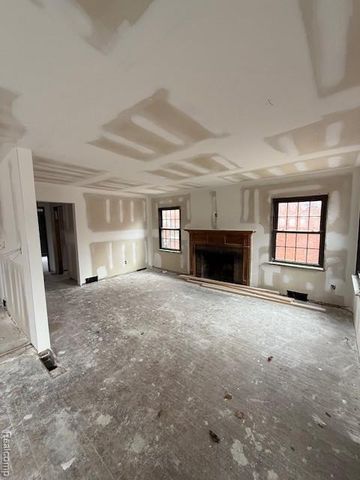 9973 E Outer Drive, Detroit, MI 48224