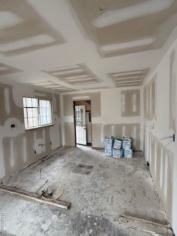 9973 E Outer Drive, Detroit, MI 48224