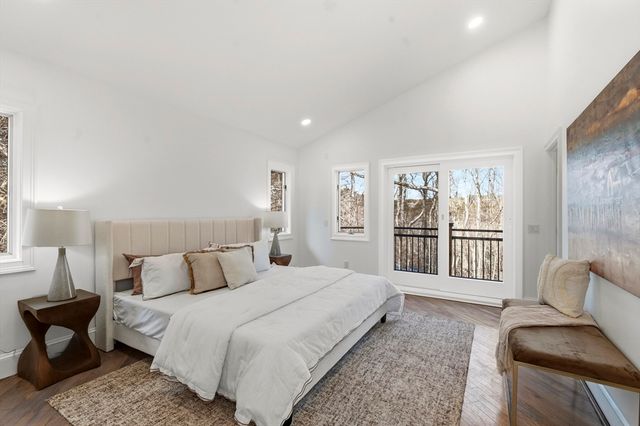 86 Harry Kemp Way B, Provincetown, MA 02657