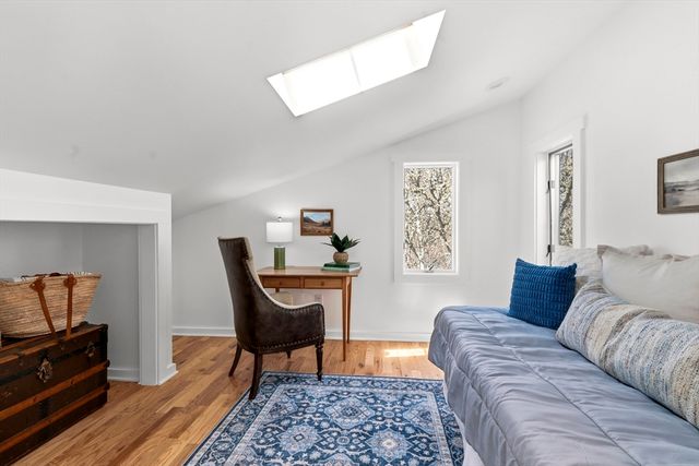 86 Harry Kemp Way B, Provincetown, MA 02657