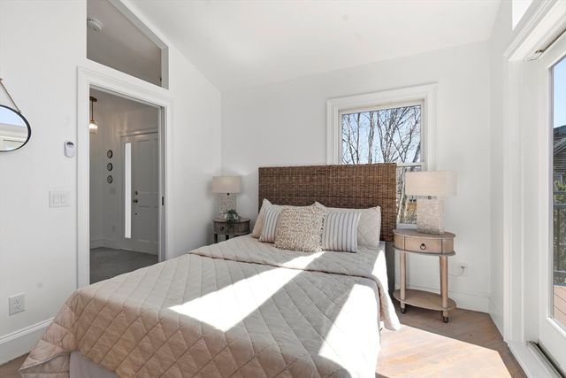 86 Harry Kemp Way B, Provincetown, MA 02657