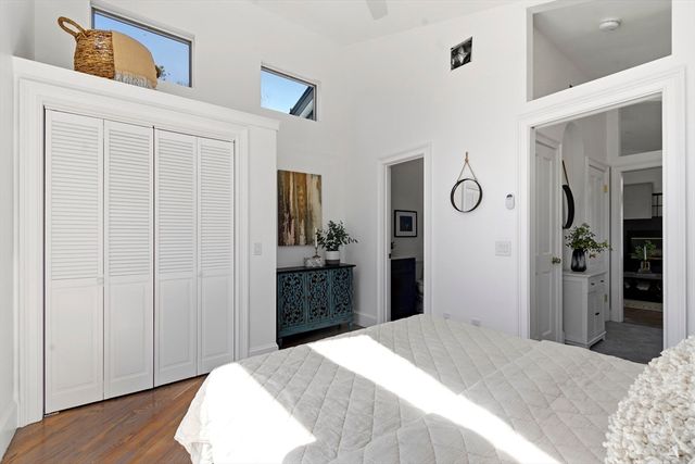 86 Harry Kemp Way B, Provincetown, MA 02657