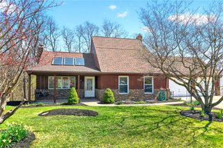 1106 Highland Ave, Harmony Twp, PA 15003