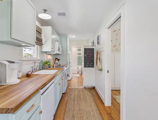 1514 51st Street, Galveston, TX 77551