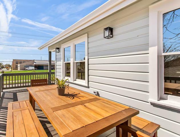 1514 51st Street, Galveston, TX 77551