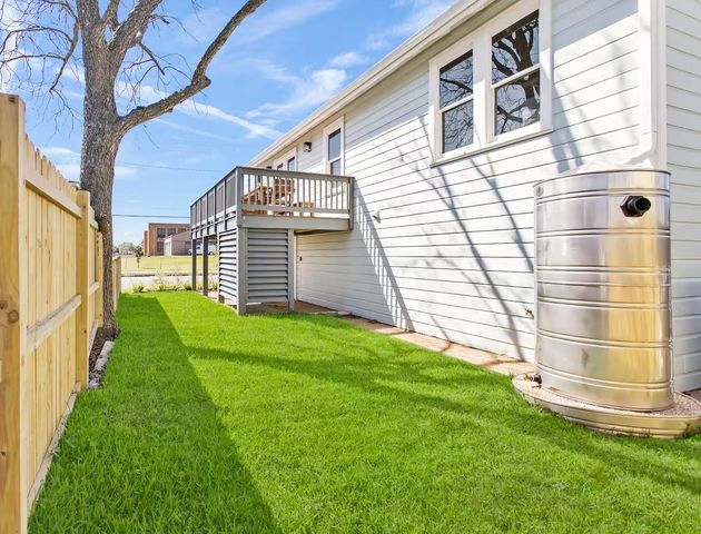 1514 51st Street, Galveston, TX 77551
