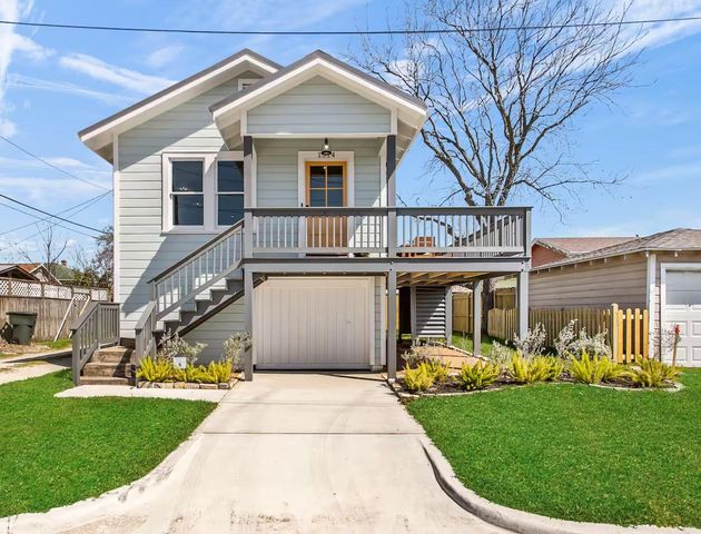 1514 51st Street, Galveston, TX 77551
