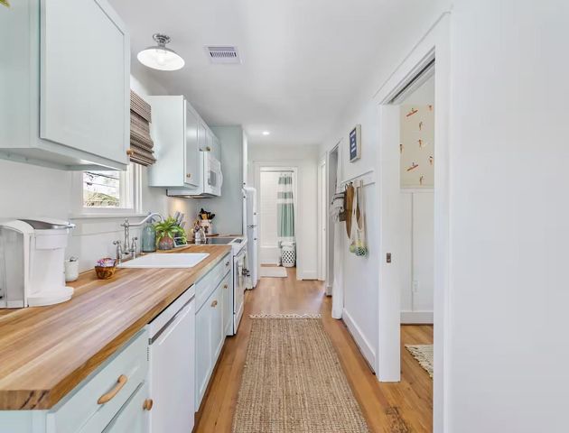 1514 51st Street, Galveston, TX 77551