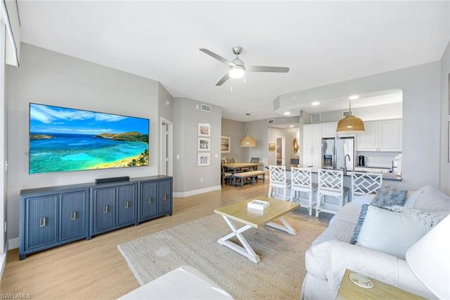 470 Launch CIR 403, Naples, FL 34108