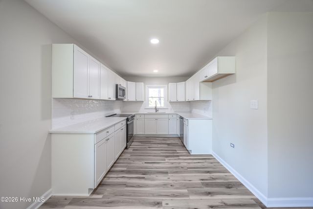 411 Lafayette Street, Clinton, NC 28328