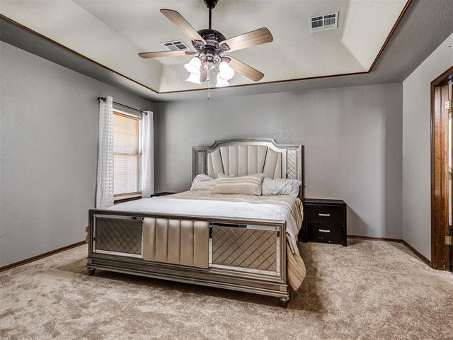20554 Ember Lane, Harrah, OK 73045