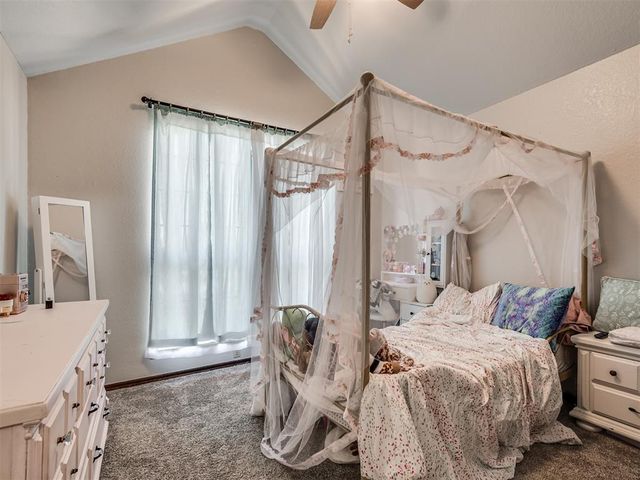 20554 Ember Lane, Harrah, OK 73045