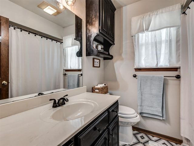 20554 Ember Lane, Harrah, OK 73045