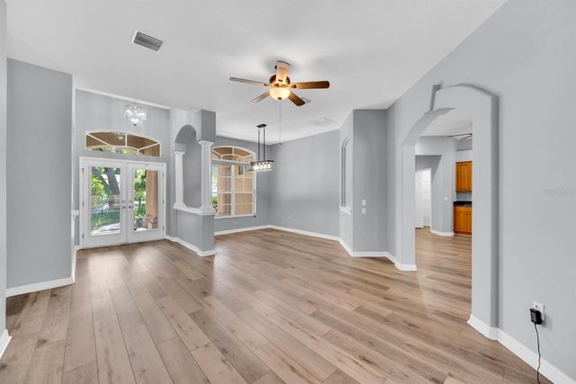 1021 HAMILTON AVENUE, Tarpon Springs, FL 34689