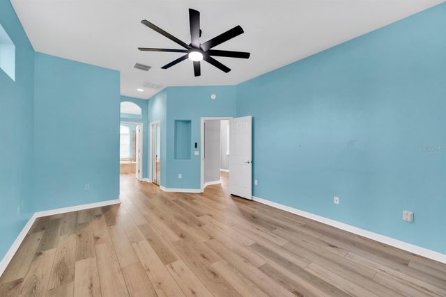 1021 HAMILTON AVENUE, Tarpon Springs, FL 34689