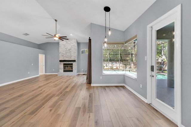 1021 HAMILTON AVENUE, Tarpon Springs, FL 34689