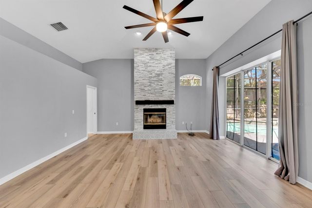1021 HAMILTON AVENUE, Tarpon Springs, FL 34689