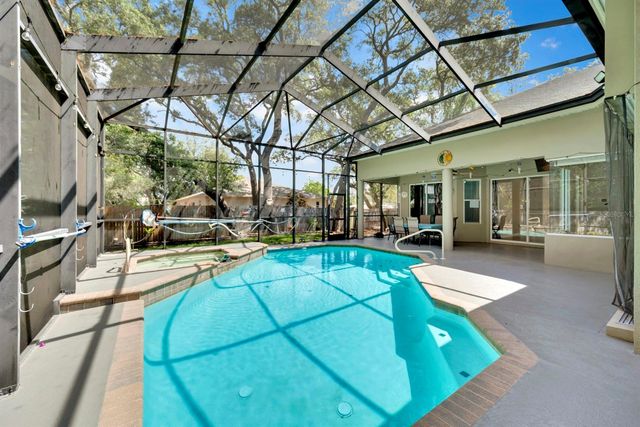1021 HAMILTON AVENUE, Tarpon Springs, FL 34689