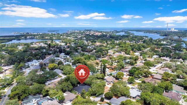 1021 HAMILTON AVENUE, Tarpon Springs, FL 34689