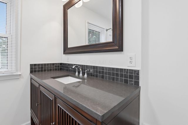 1470 E Weber Road, Columbus, OH 43211