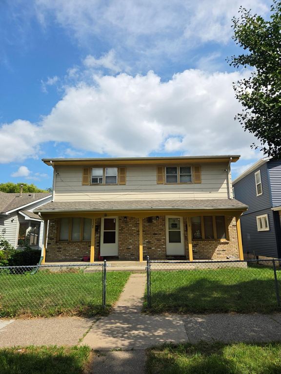 1318 Thomas Avenue N, Minneapolis, MN 55411 — exterior