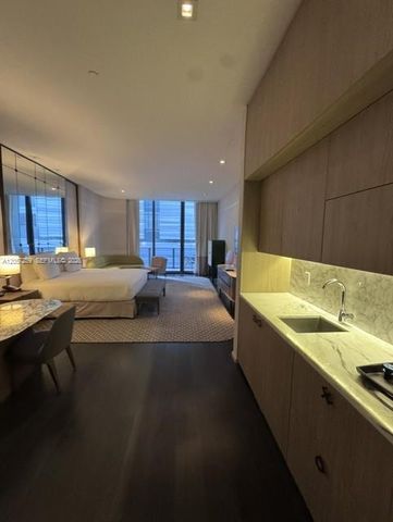 801 S Miami Avenue 408, Miami, FL 33130