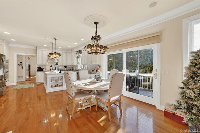 6 Rest Avenue, Ardsley, NY 10502