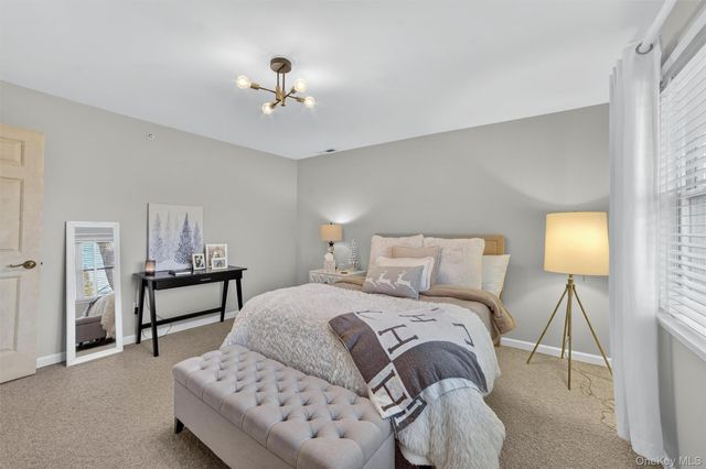 6 Rest Avenue, Ardsley, NY 10502