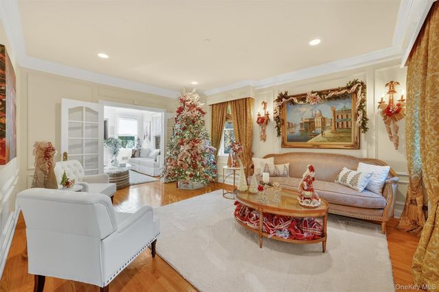 6 Rest Avenue, Ardsley, NY 10502