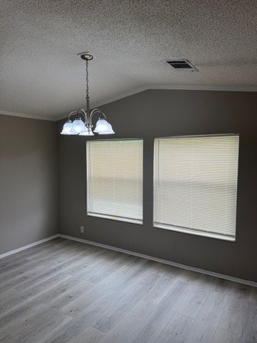 2321 Ridgeview Street, Fort Worth, TX 76119