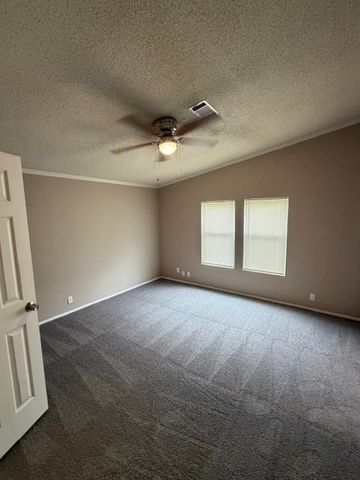 2321 Ridgeview Street, Fort Worth, TX 76119