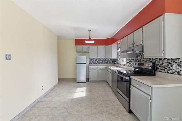 11950 W Alameda Parkway, Lakewood, CO 80228