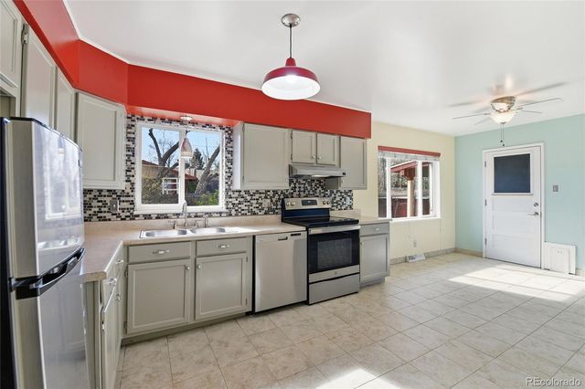 11950 W Alameda Parkway, Lakewood, CO 80228