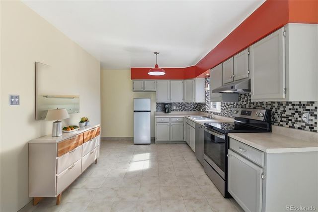 11950 W Alameda Parkway, Lakewood, CO 80228