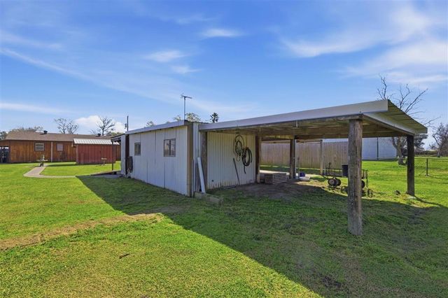 402 Scheufens Road, Lake Charles, LA 70615